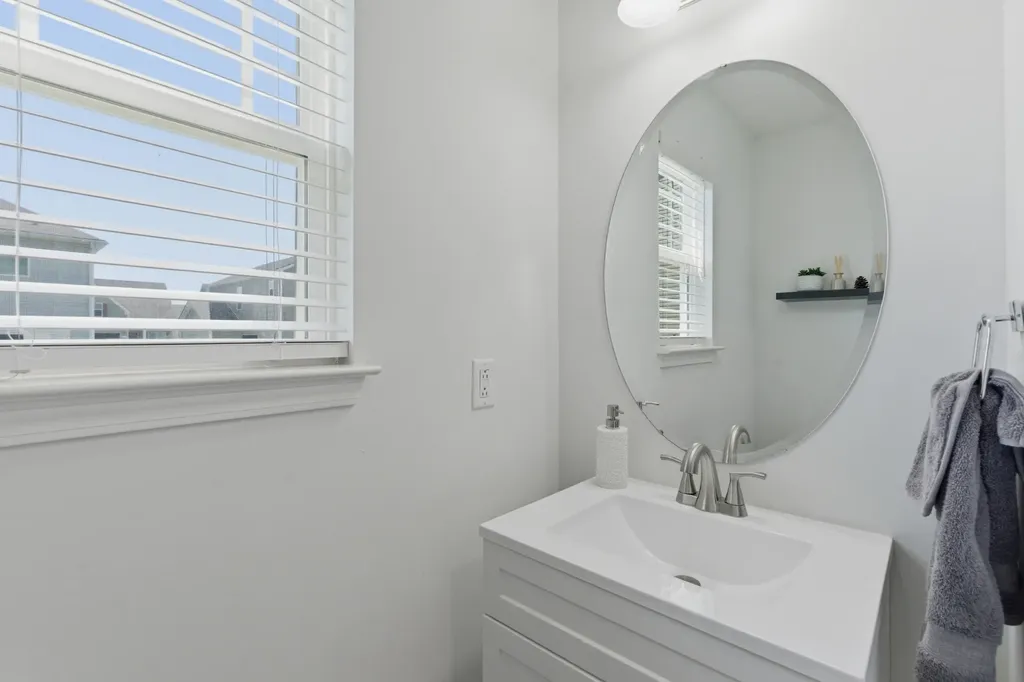 1919 Albarado Trail Murfreesboro TN 37128