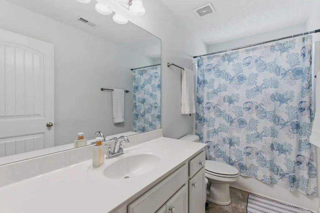 1919 Albarado Trail Murfreesboro TN 37128