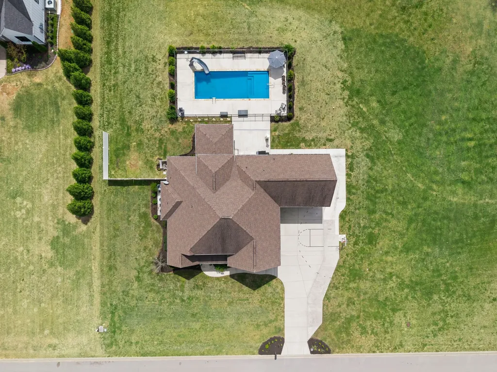 2527 Landis Court Murfreesboro TN 37128