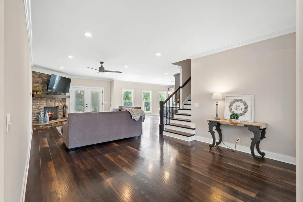 2527 Landis Court Murfreesboro TN 37128