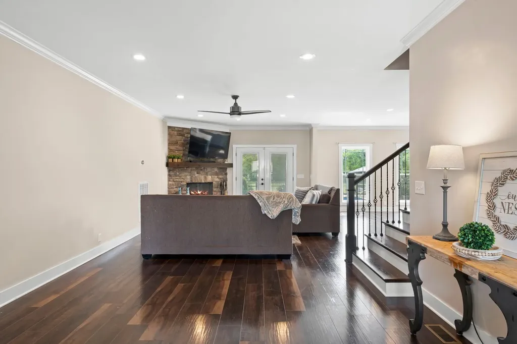 2527 Landis Court Murfreesboro TN 37128