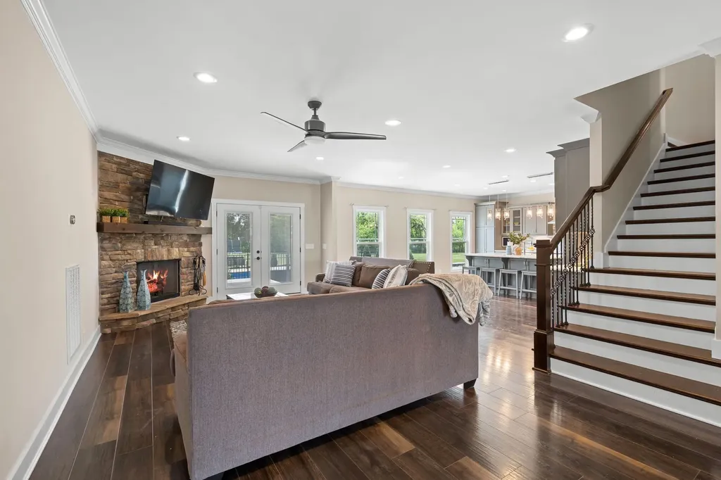 2527 Landis Court Murfreesboro TN 37128