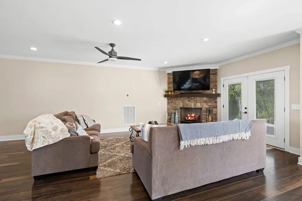 2527 Landis Court Murfreesboro TN 37128