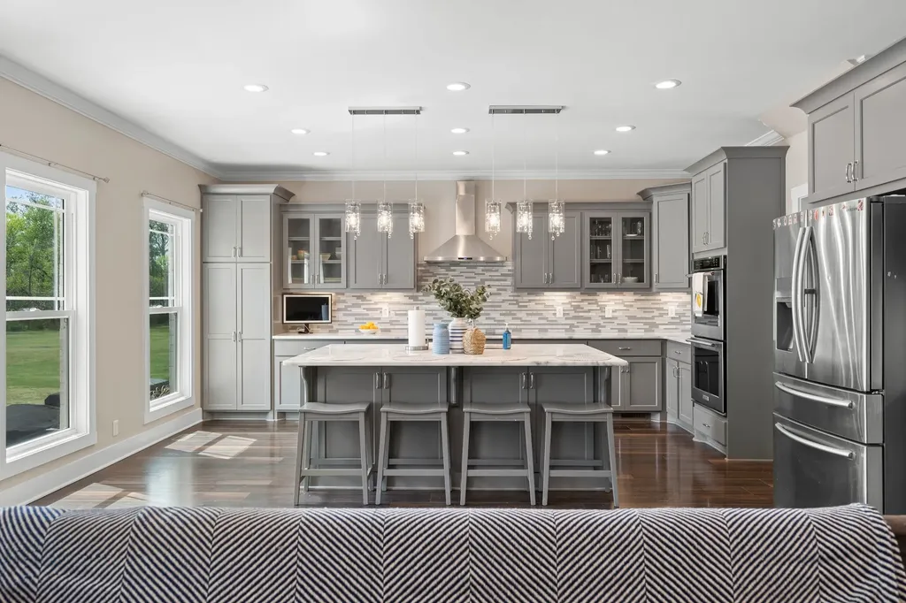 2527 Landis Court Murfreesboro TN 37128