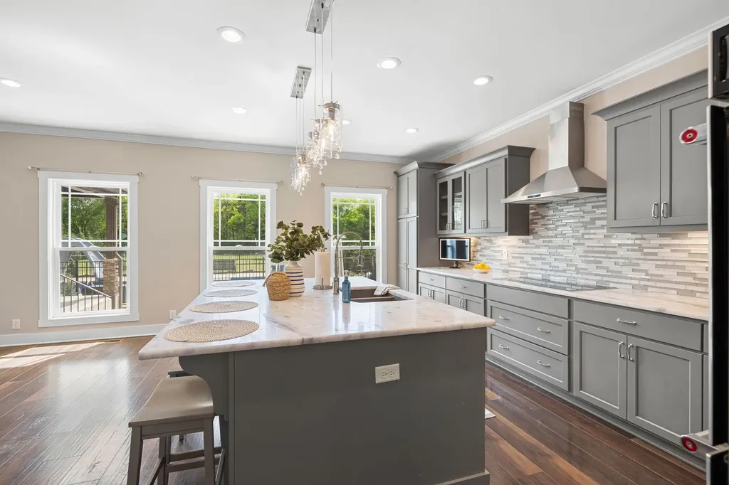 2527 Landis Court Murfreesboro TN 37128