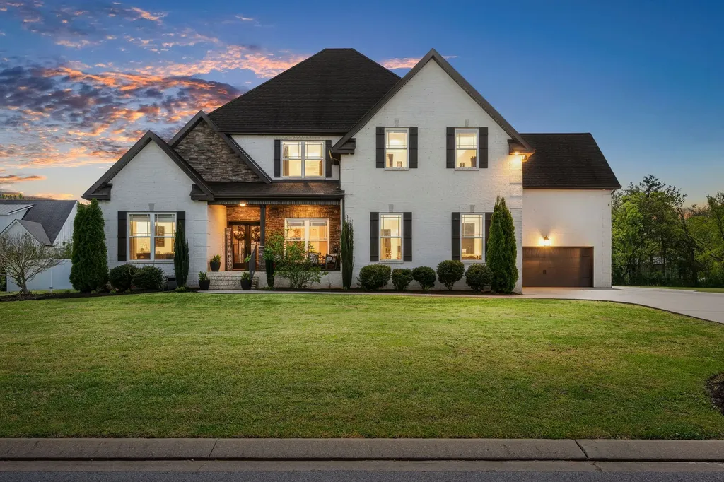 2527 Landis Court Murfreesboro TN 37128