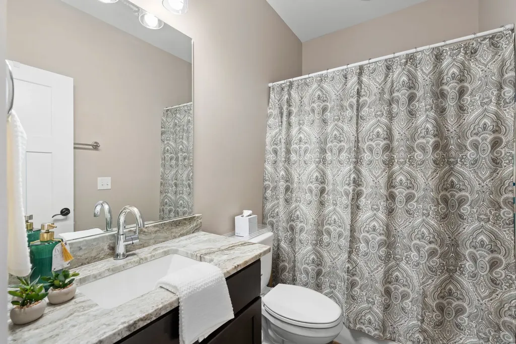 2527 Landis Court Murfreesboro TN 37128