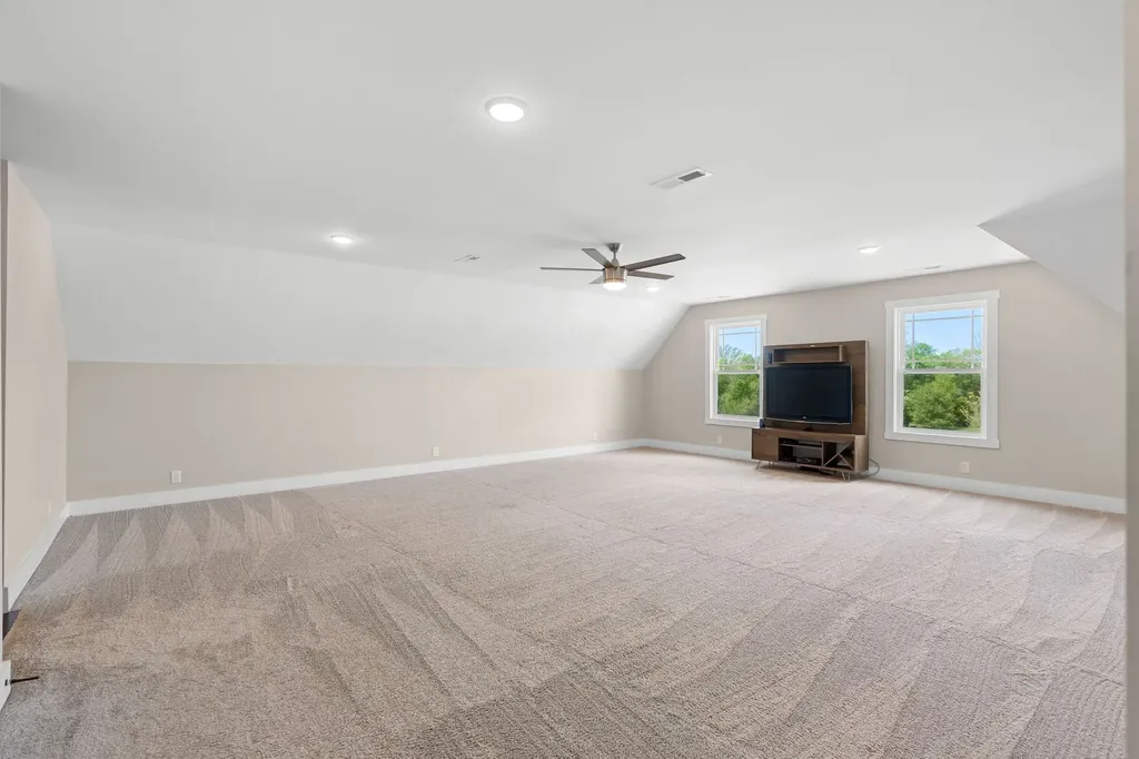 2527 Landis Court Murfreesboro TN 37128