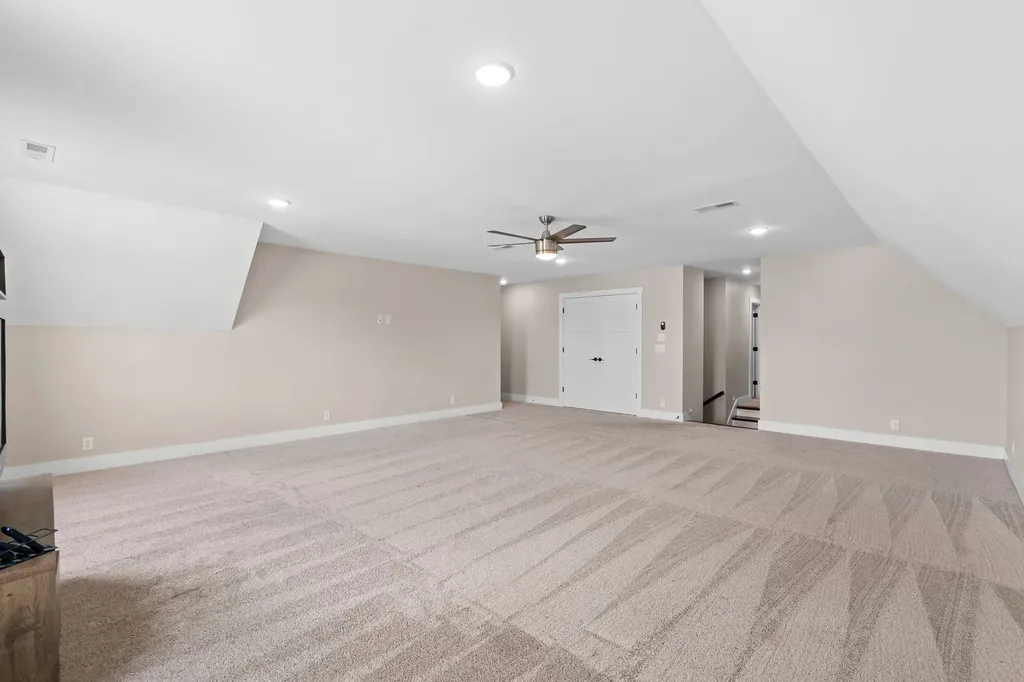 2527 Landis Court Murfreesboro TN 37128