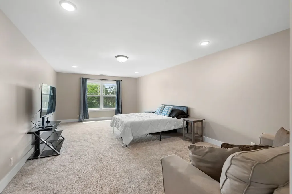 2527 Landis Court Murfreesboro TN 37128