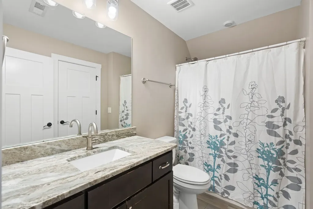 2527 Landis Court Murfreesboro TN 37128