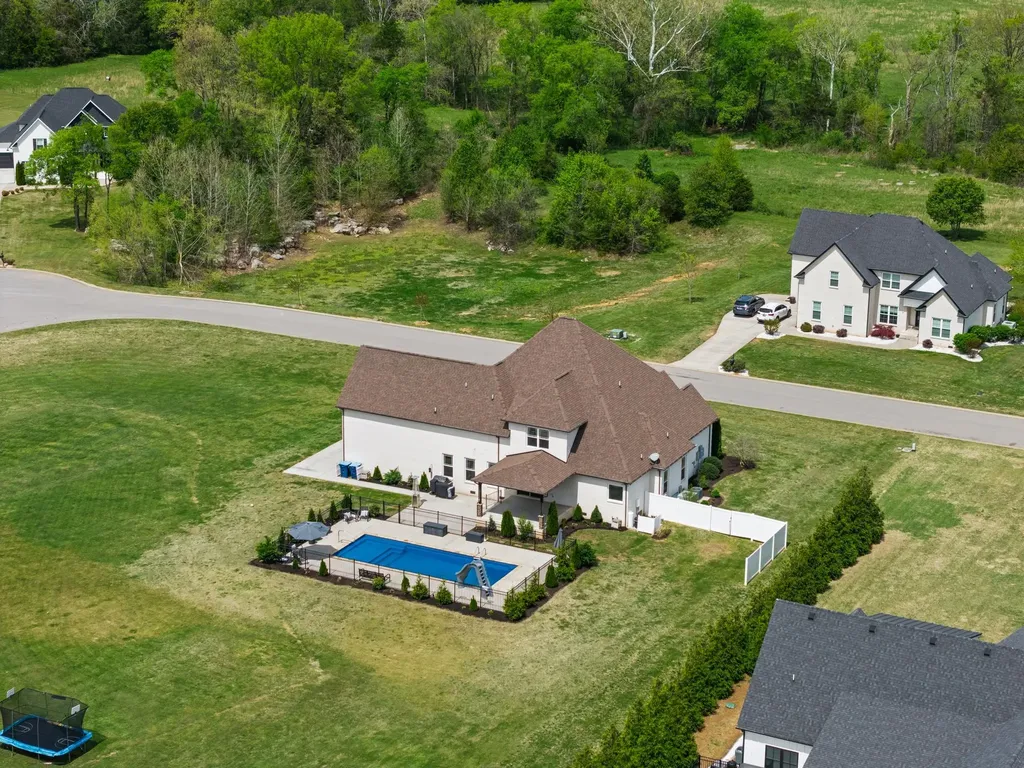 2527 Landis Court Murfreesboro TN 37128