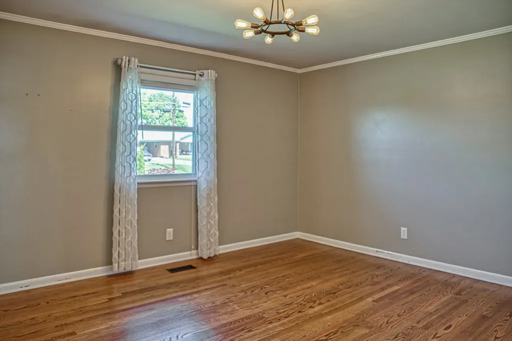 858 Greenland Avenue Cookeville TN 38501