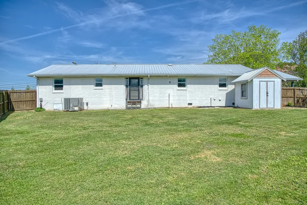 858 Greenland Avenue Cookeville TN 38501