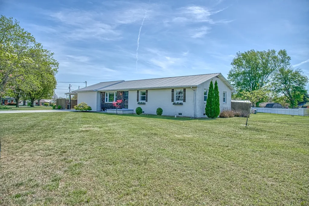 858 Greenland Avenue Cookeville TN 38501