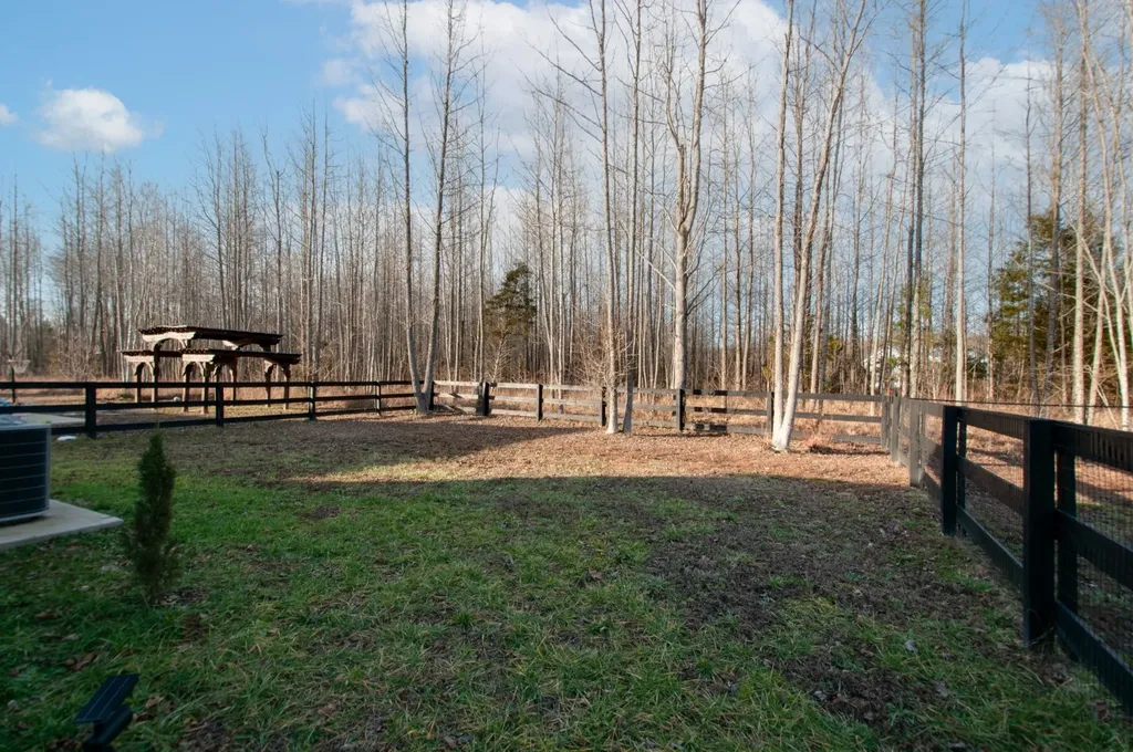 146 Eno Road Dickson TN 37055