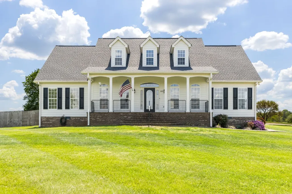 1633 Hayes Denton Road Columbia TN 38401