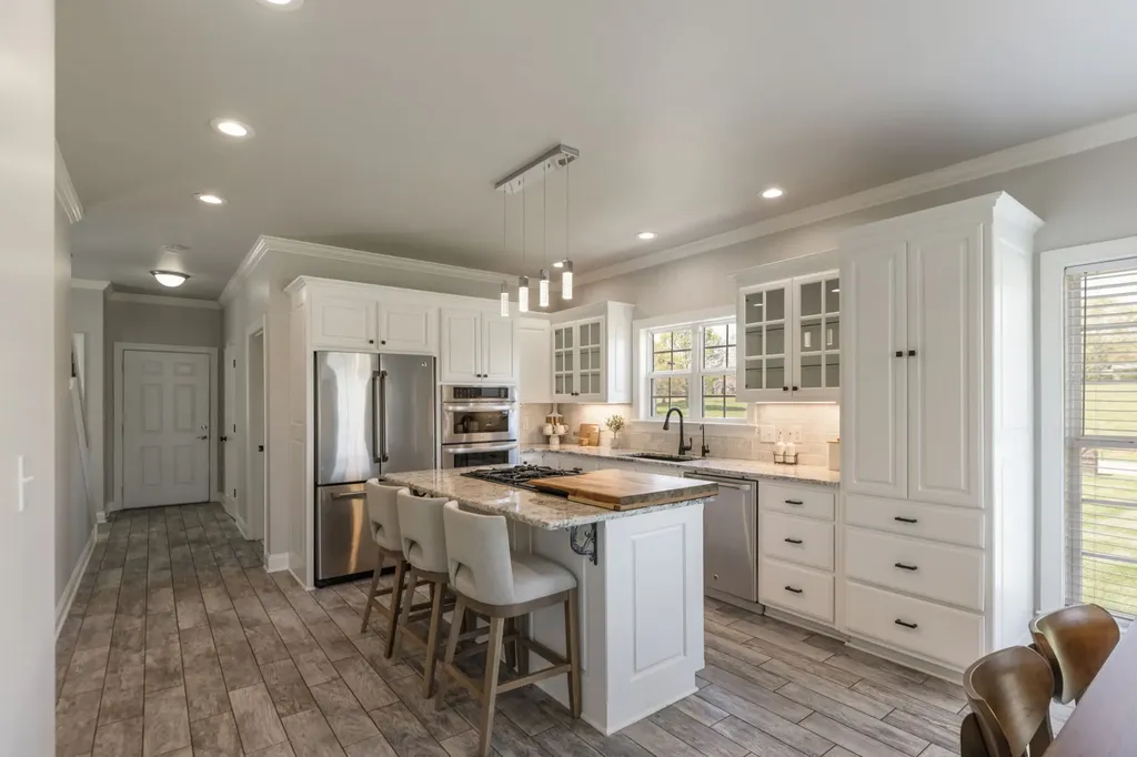 1633 Hayes Denton Road Columbia TN 38401