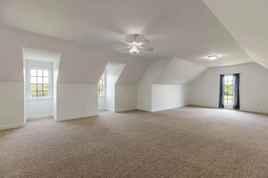 1633 Hayes Denton Road Columbia TN 38401