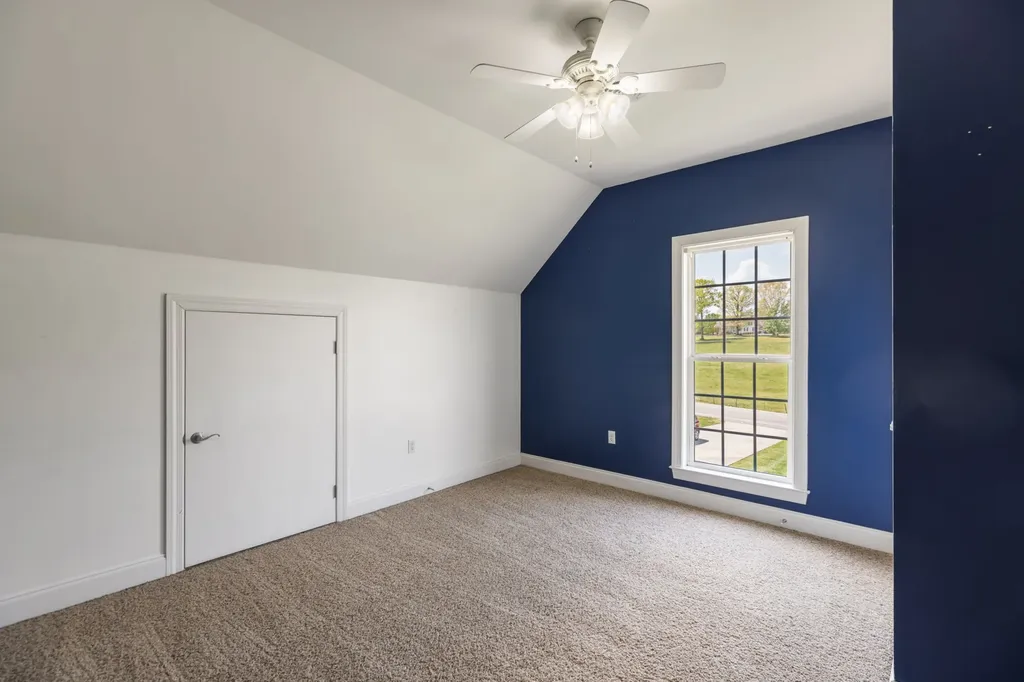 1633 Hayes Denton Road Columbia TN 38401