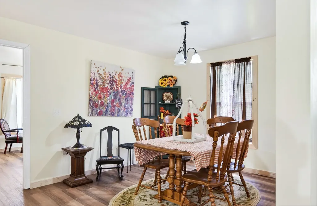 525 Riley Creek Road Whitleyville TN 38588
