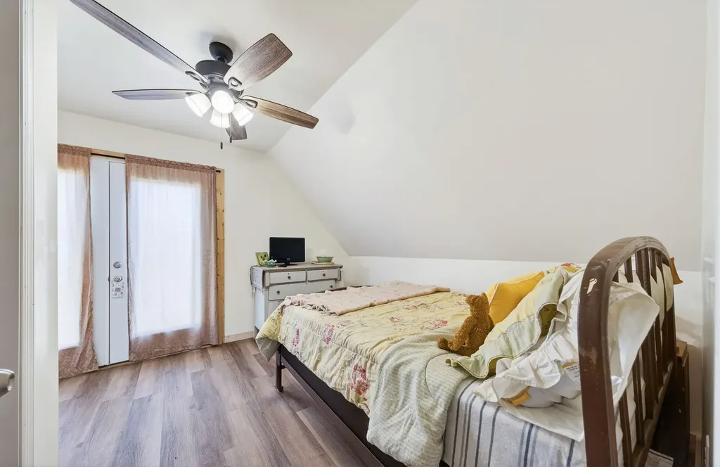 525 Riley Creek Road Whitleyville TN 38588
