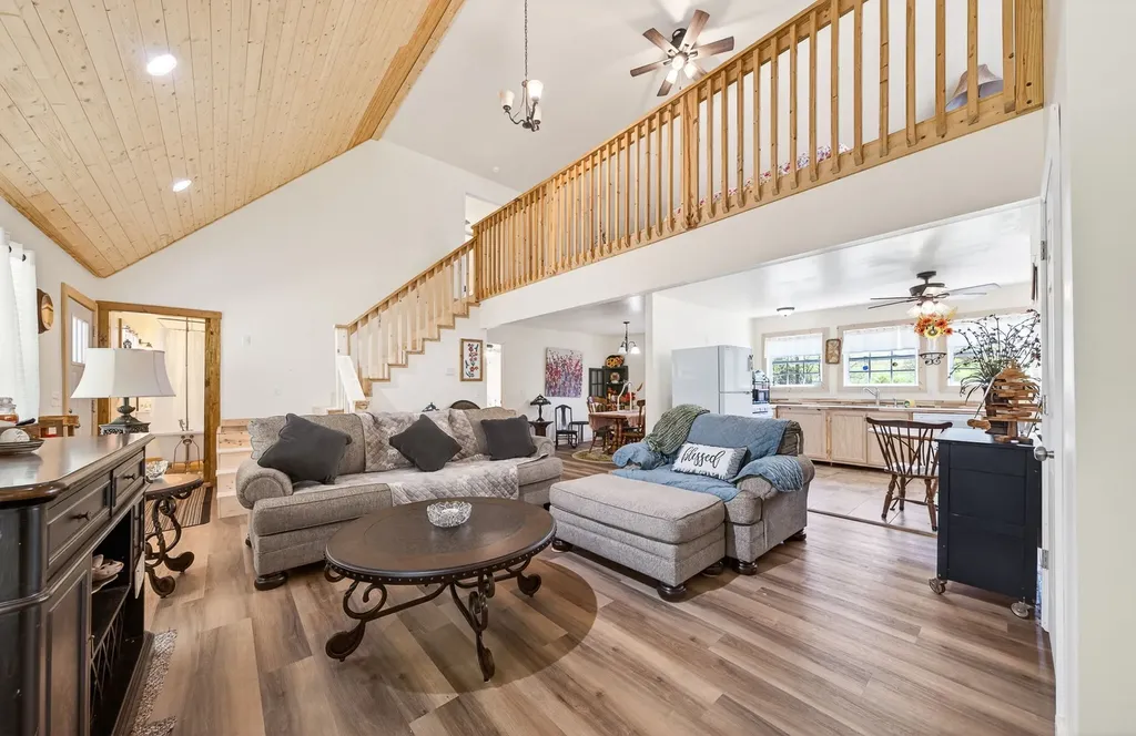 525 Riley Creek Road Whitleyville TN 38588
