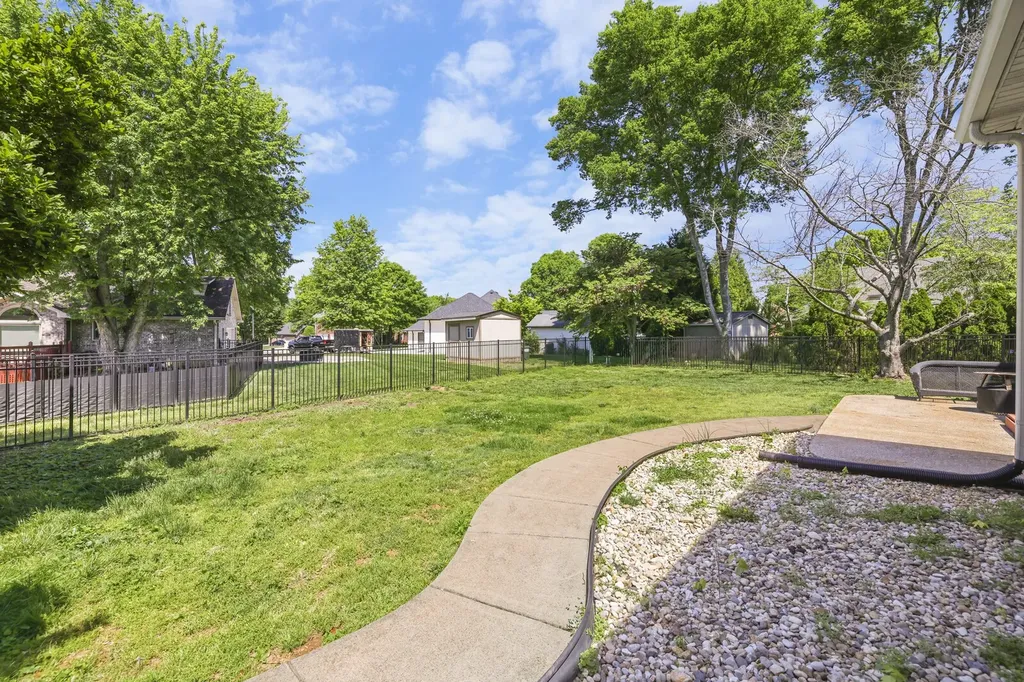 2929 Chaucer Drive Murfreesboro TN 37129