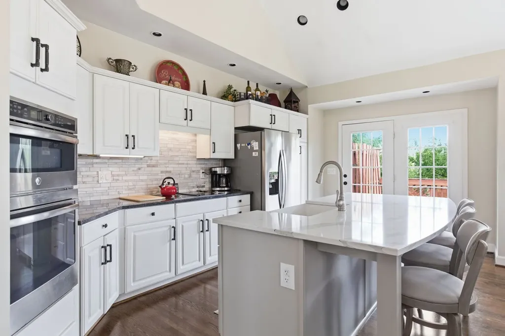 641 Old Hickory Boulevard Brentwood TN 37027