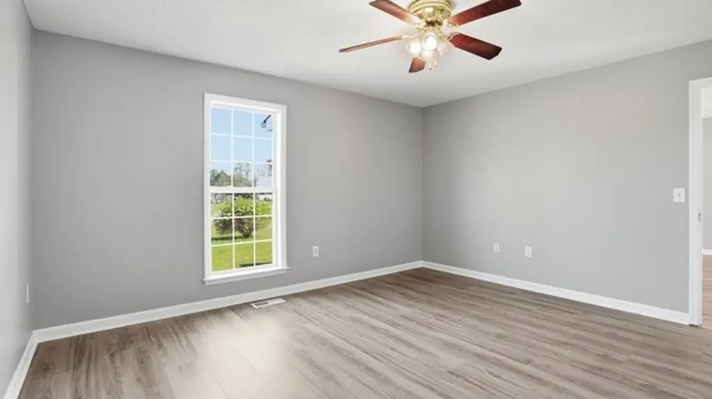 19 Ash Grove Road Fayetteville TN 37334