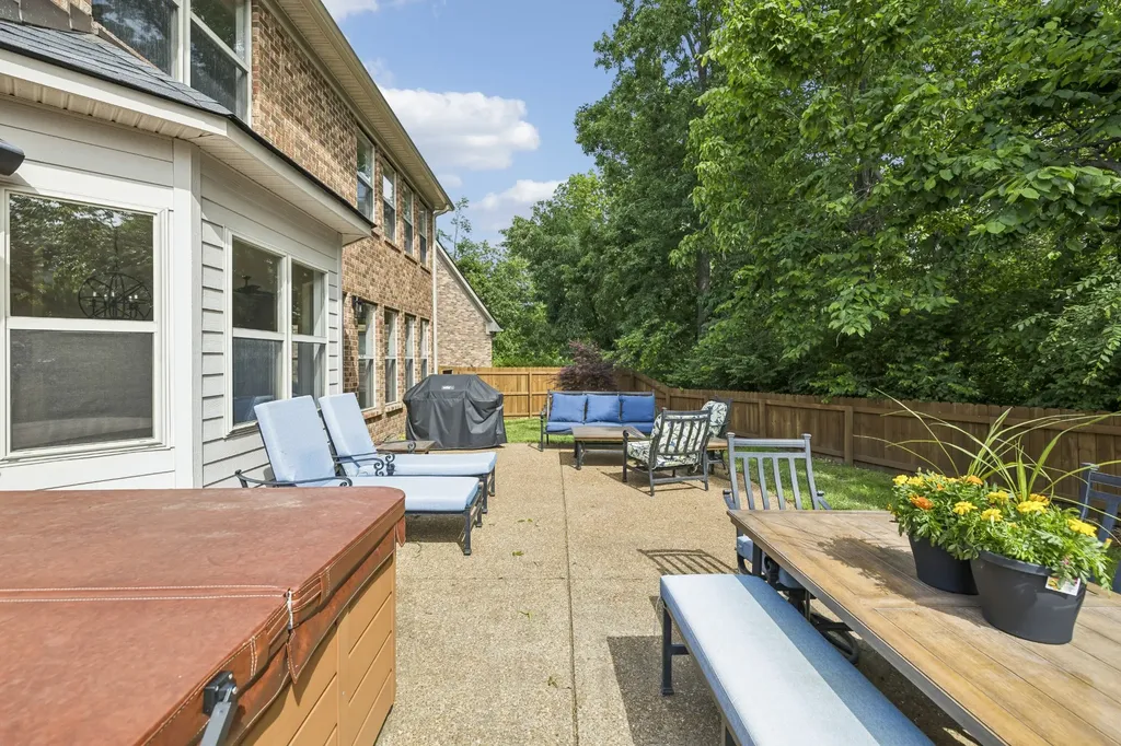 304 Pinnacle Place Nashville TN 37221