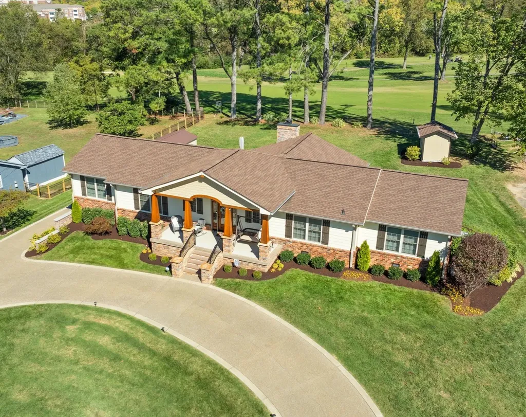 152 Fairways Drive Hendersonville TN 37075
