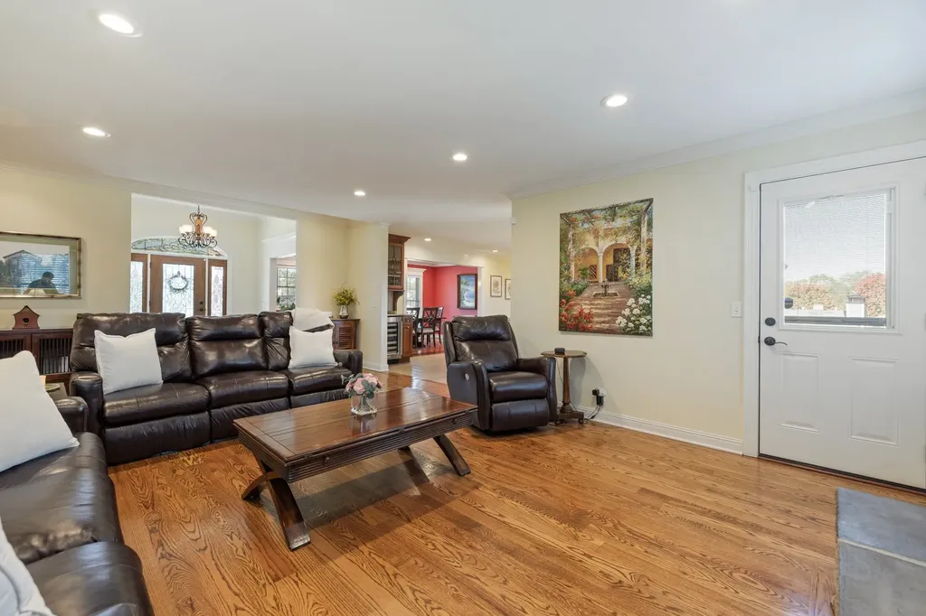152 Fairways Drive Hendersonville TN 37075