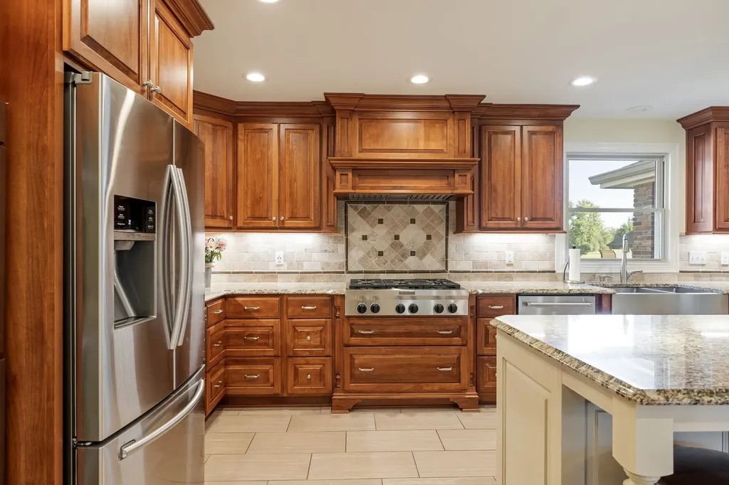 152 Fairways Drive Hendersonville TN 37075