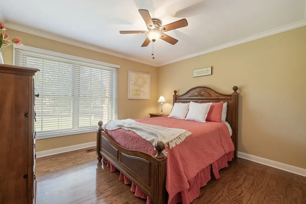 152 Fairways Drive Hendersonville TN 37075