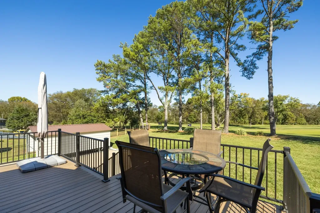 152 Fairways Drive Hendersonville TN 37075