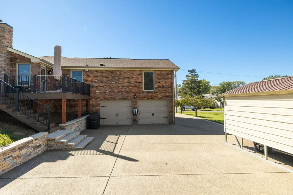 152 Fairways Drive Hendersonville TN 37075