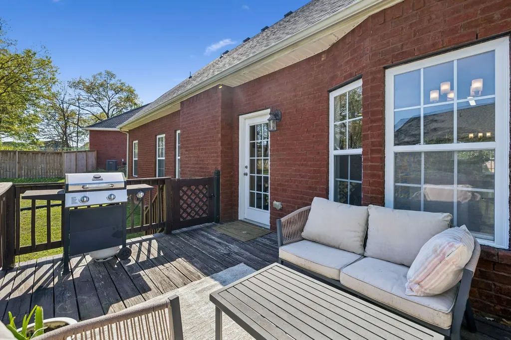 4121 Olivet Drive Murfreesboro TN 37128