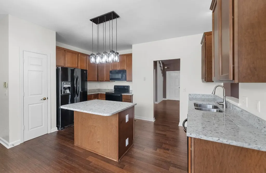 501 S Lakeridge Place Nashville TN 37214