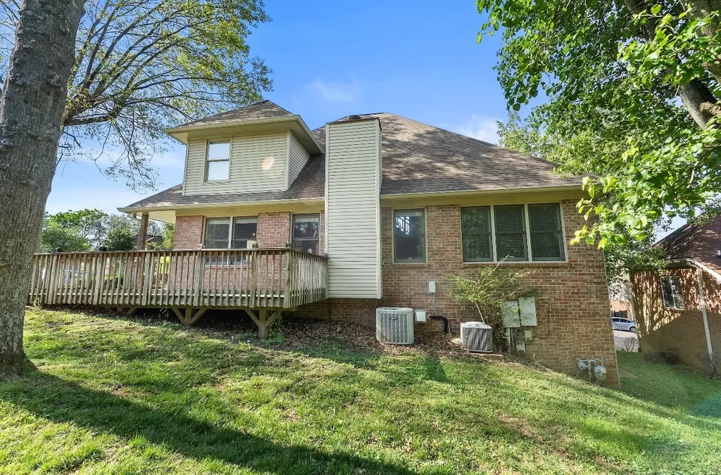 501 S Lakeridge Place Nashville TN 37214
