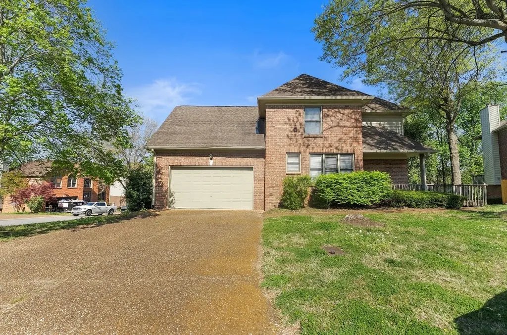 501 S Lakeridge Place Nashville TN 37214