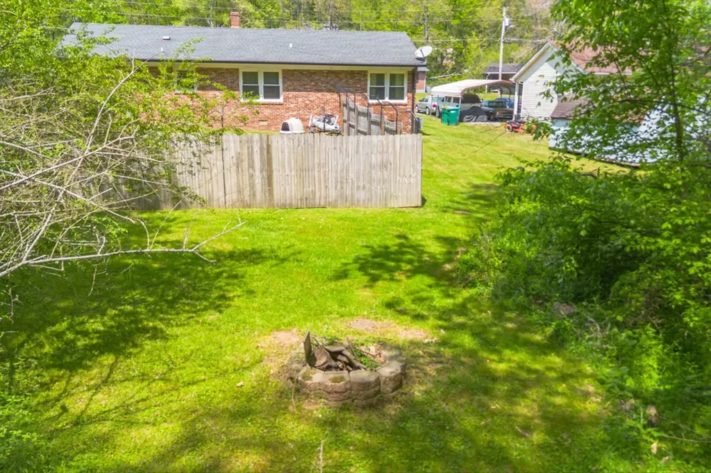 2073 Phillips Street Lewisburg TN 37091