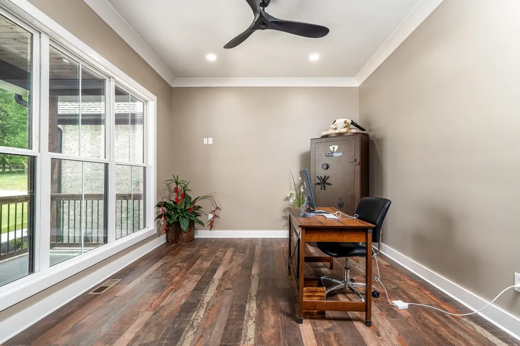 2064 Lasea Road Spring Hill TN 37174