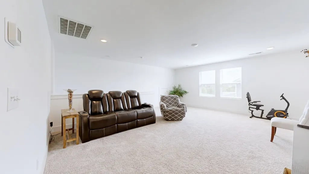 105 Model Court Columbia TN 38401