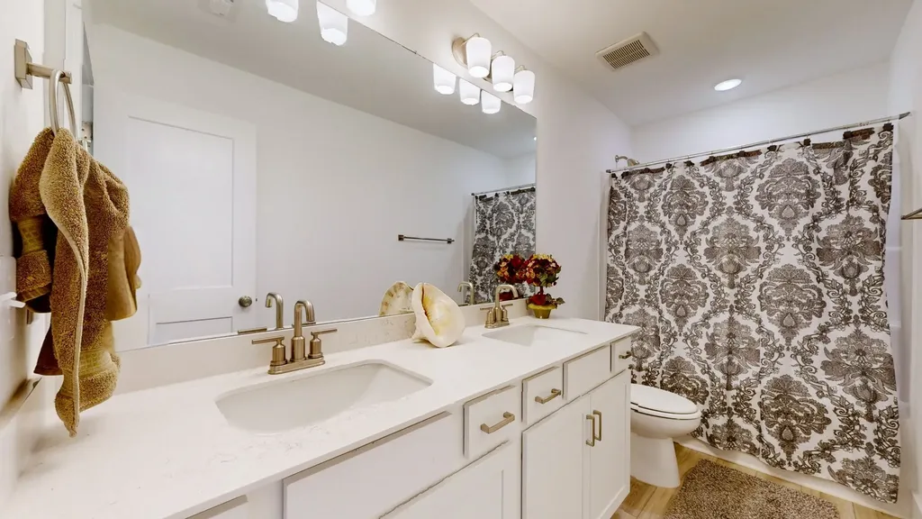 105 Model Court Columbia TN 38401
