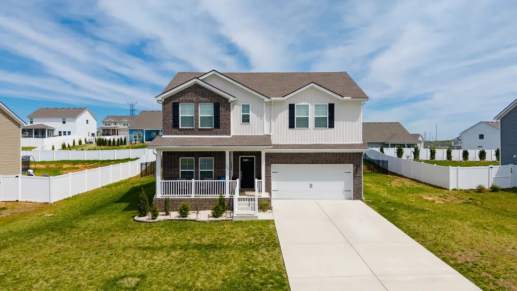 105 Model Court Columbia TN 38401