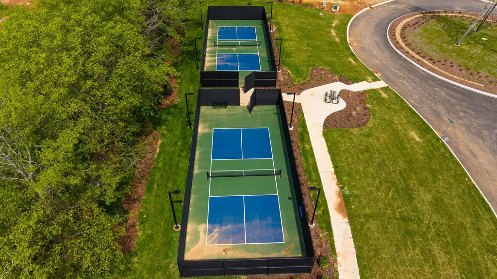 105 Model Court Columbia TN 38401
