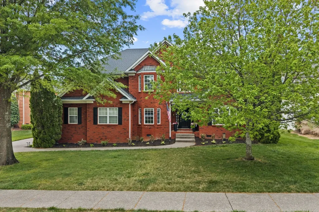 1608 Fair House Road Spring Hill TN 37174