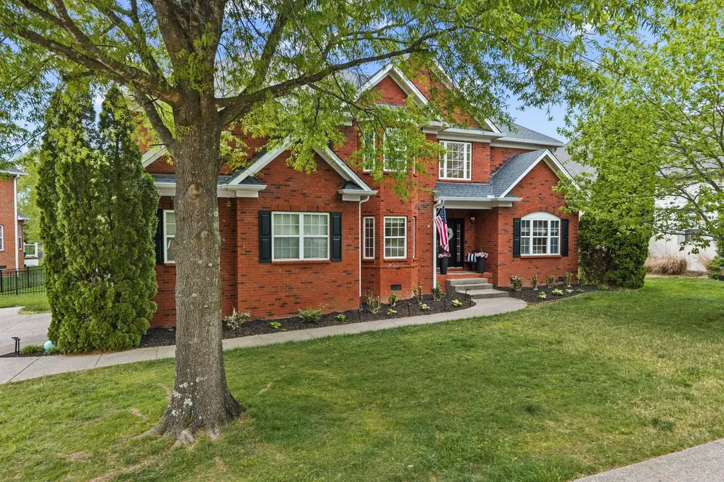 1608 Fair House Road Spring Hill TN 37174