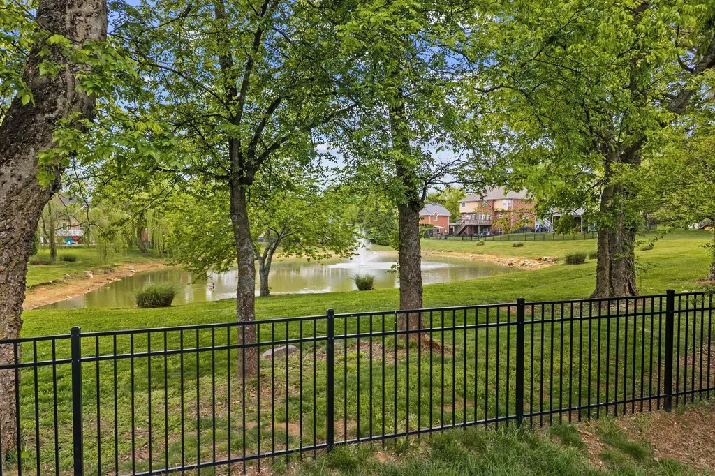 1608 Fair House Road Spring Hill TN 37174